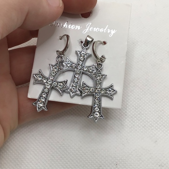 NWOT Crystal 925 Sterling Silver Cross Religious Dangle Earrings & Pendant Set - Picture 4 of 6